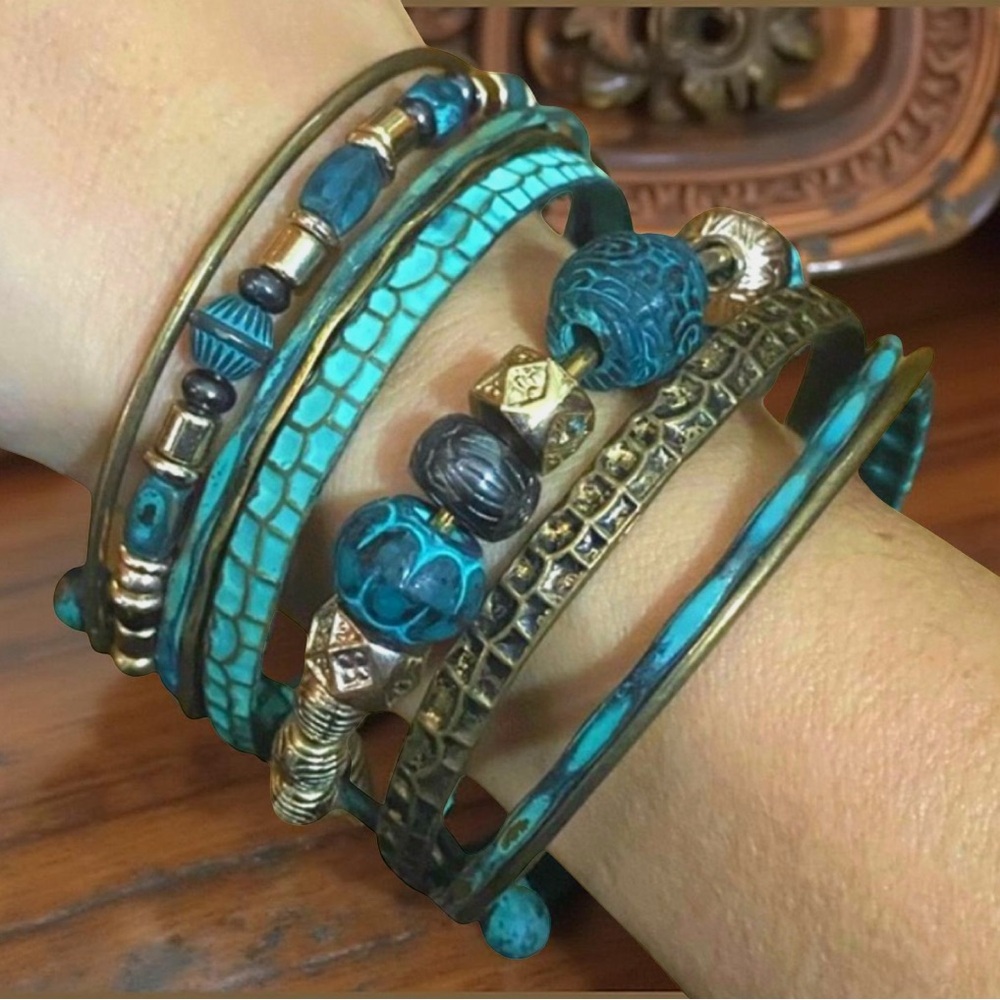 Gold & Turquoise Metal Beaded Bracelet